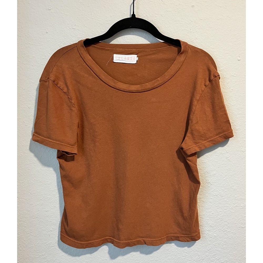 Lacausa Womens T-Shirt Size XS Burnt Orange Short Sleeve Baby Tee Cropped